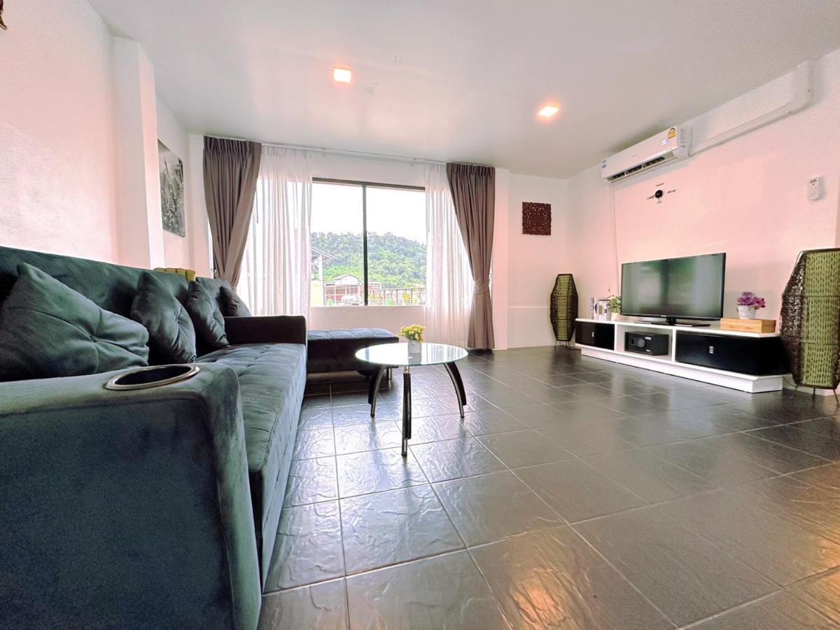 Hotel Baya Phuket Patong Esterno foto