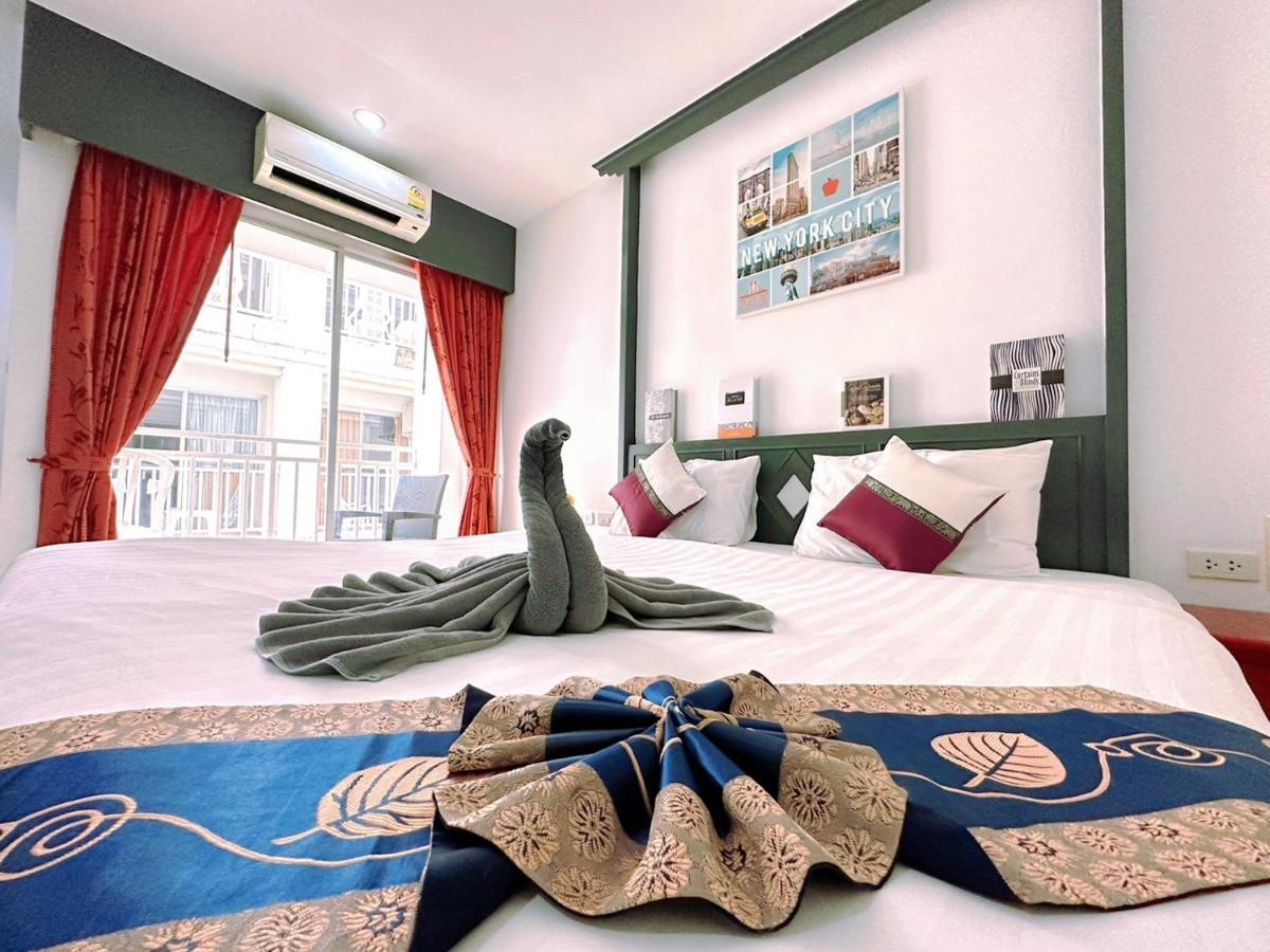 Hotel Baya Phuket Patong Esterno foto