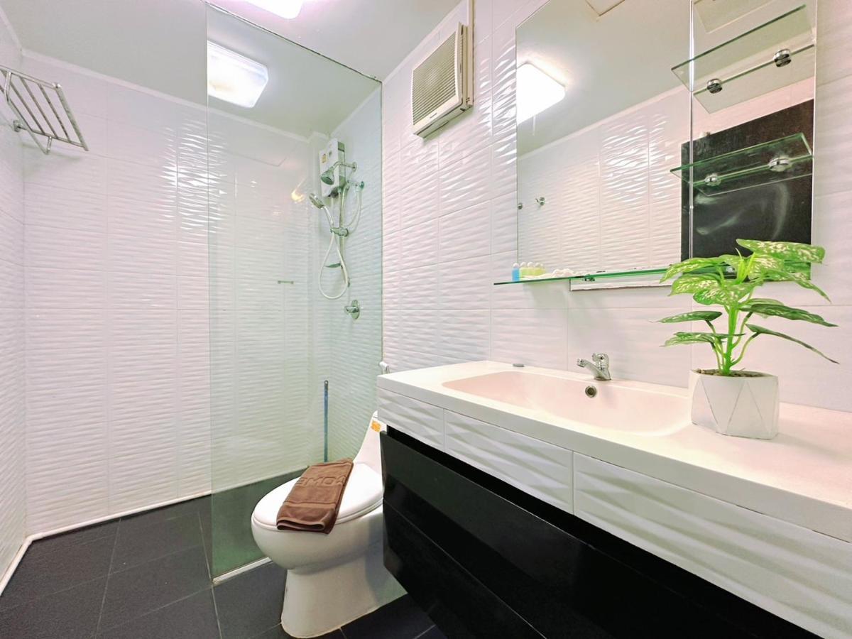 Hotel Baya Phuket Patong Esterno foto