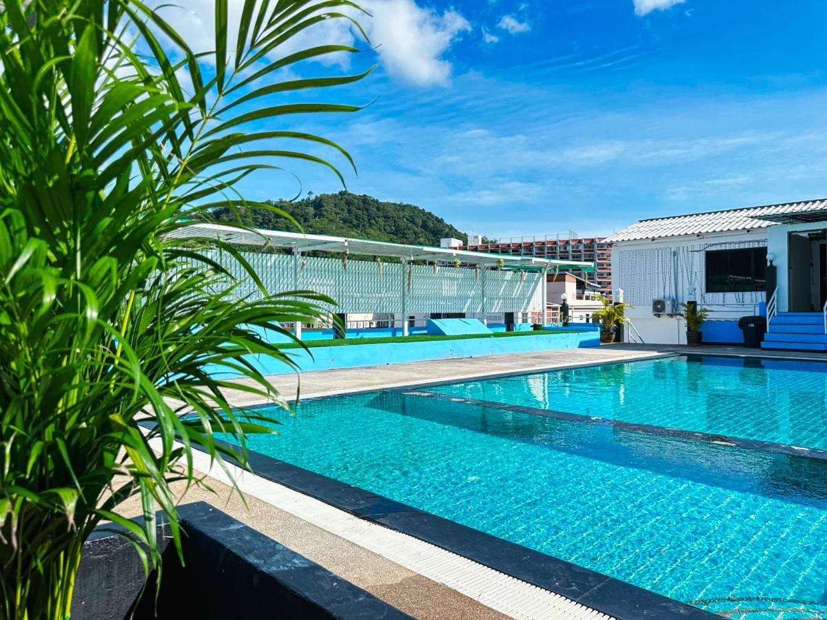 Hotel Baya Phuket Patong Esterno foto